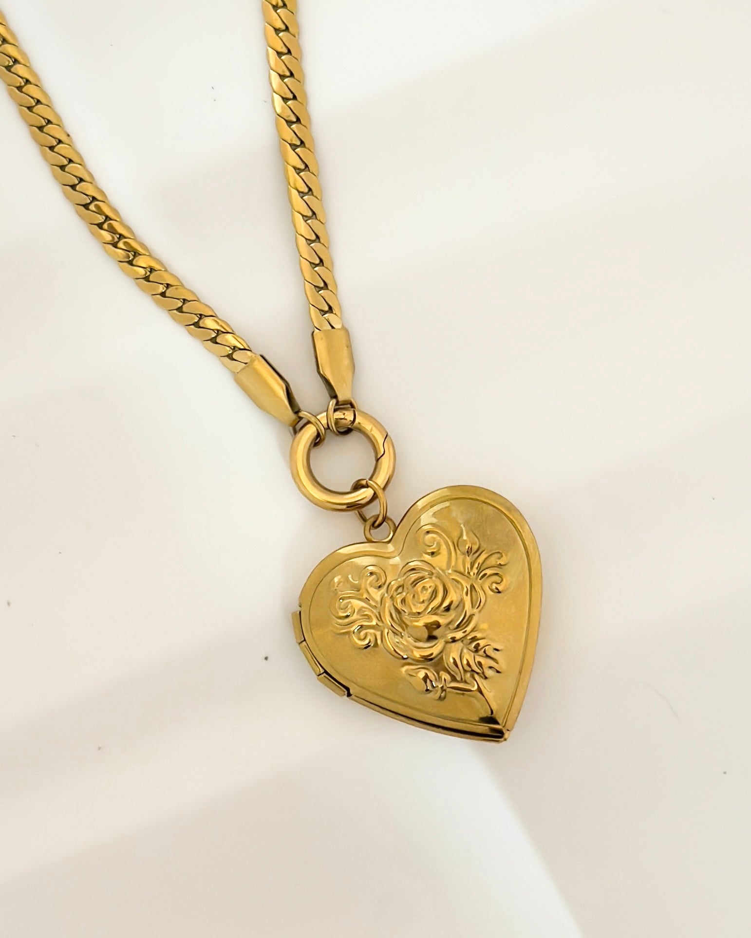 Love Vintage Heart Locket Necklace