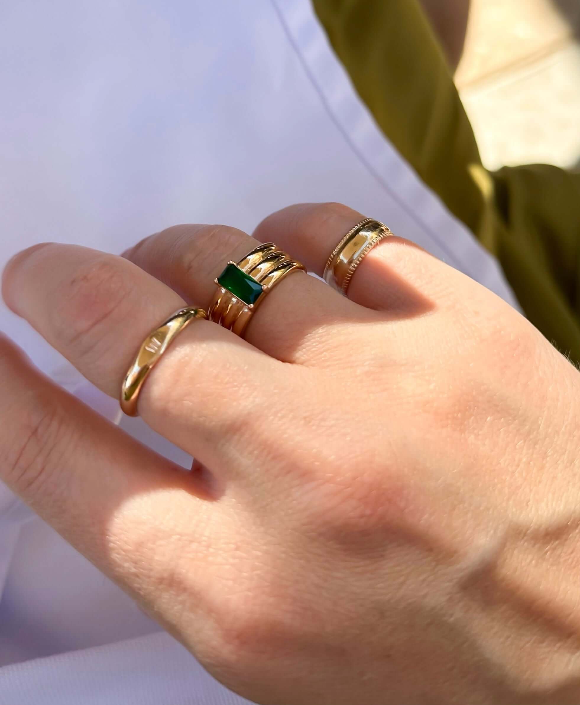 Classic Initial Band GF