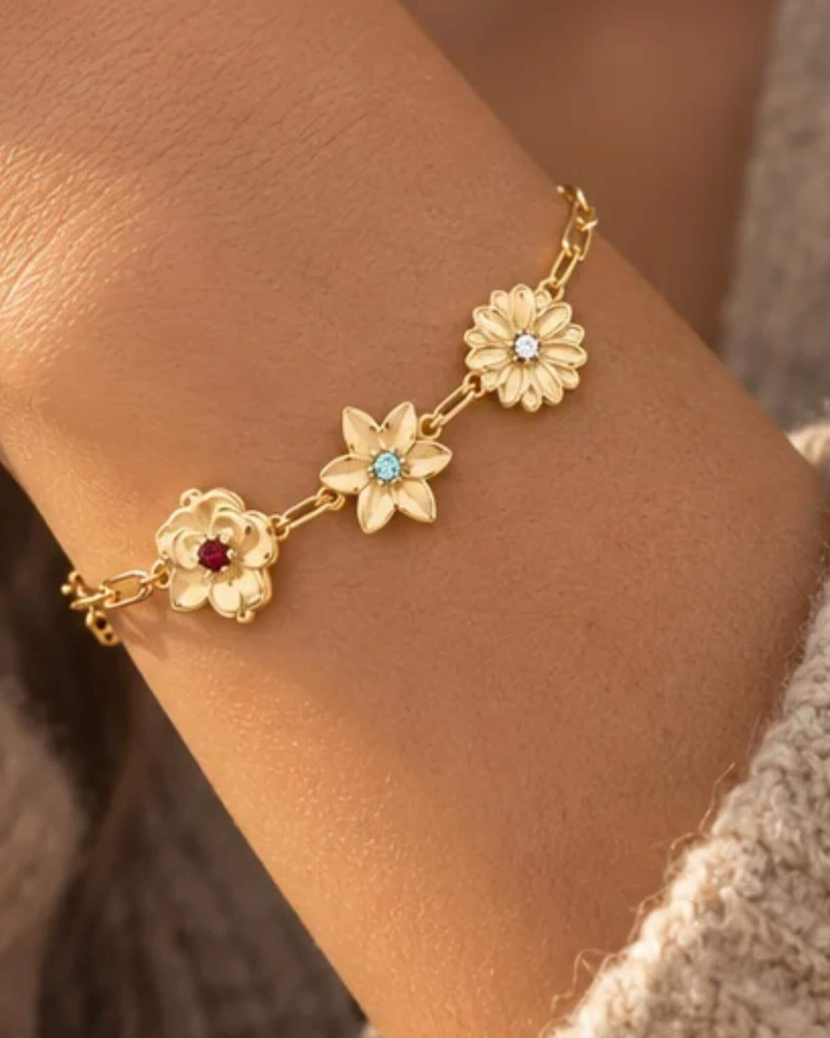 Gold Filled Birthstone Bracelet Waterproof Jewelry Women Everyday Wear Non Tarnish Chain Stainless Steel Charm Durable Daily Bracelet Birth Flower Design Personalized Birth Month Jewelry Genuine Crystal Birthstone Connector Delicate
