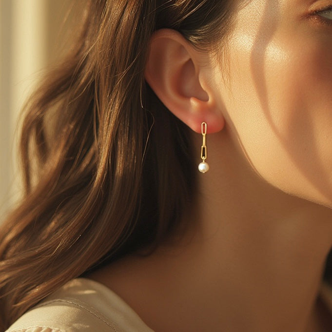 Link Pearl Earrings
