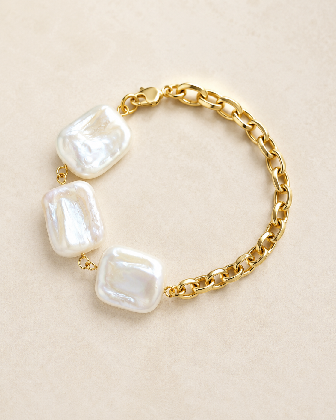 Bold Pearl Bracelet