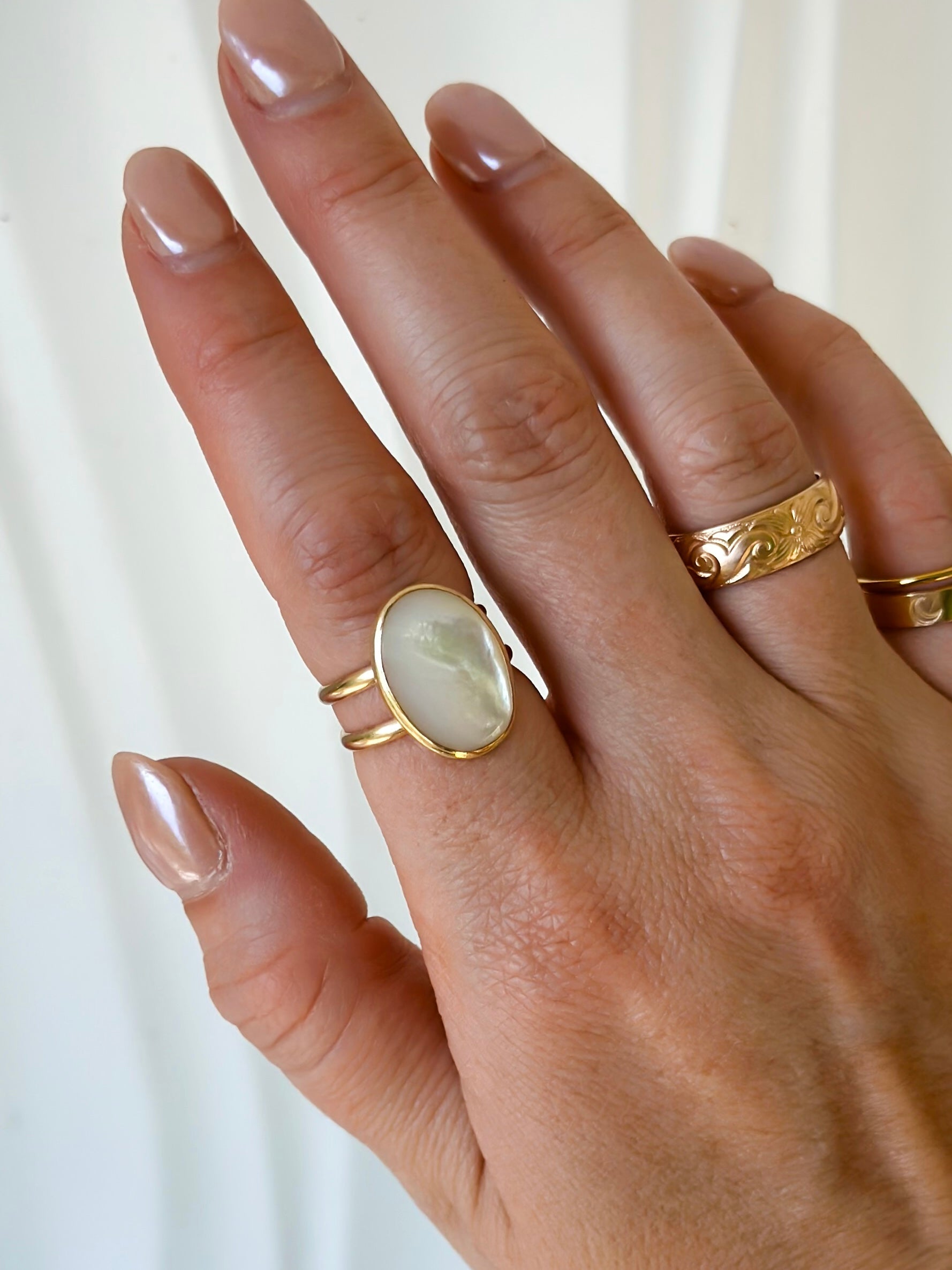 Mother of Pearl Ring GF