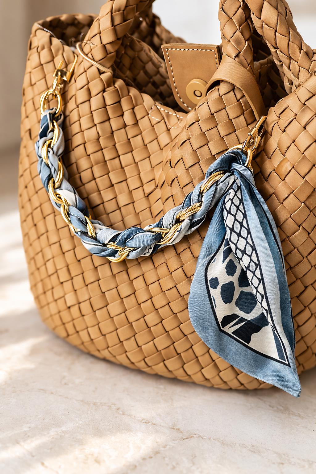 Blue Bag Charm Silk Scarf Purse Accessory Chain Decoration Handbag Attachment Designer Style Luxury Gift Fashion Enthusiast Braided Embellishment Elegant Addition Stylish Upgrade Purse Hardware Versatile Accessory Premium Quality