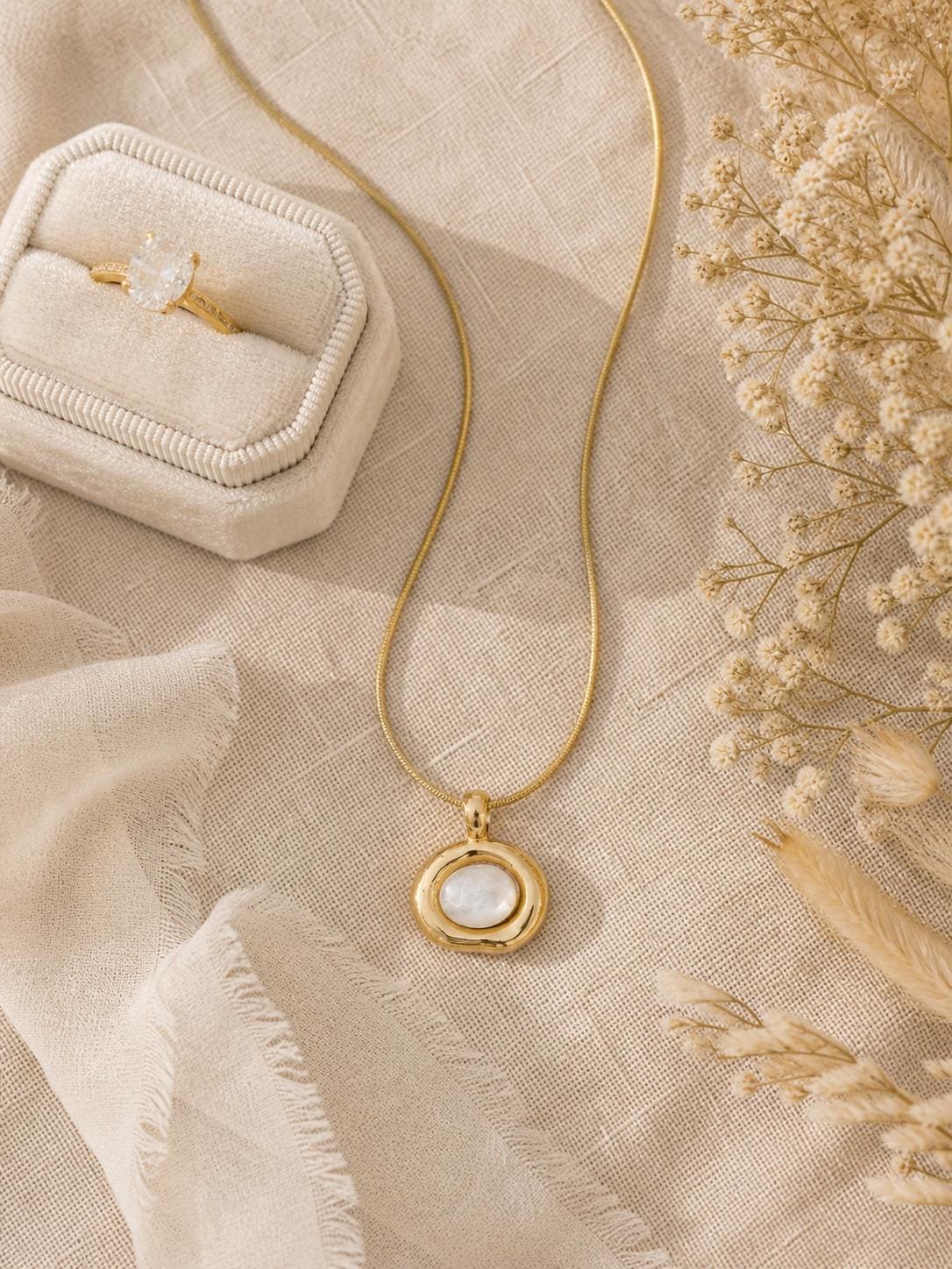 Vintage Style Bridal Necklace Gold Heirloom Mother of Pearl Pendant Wedding Jewelry Minimalist Bride Keepsake Gift