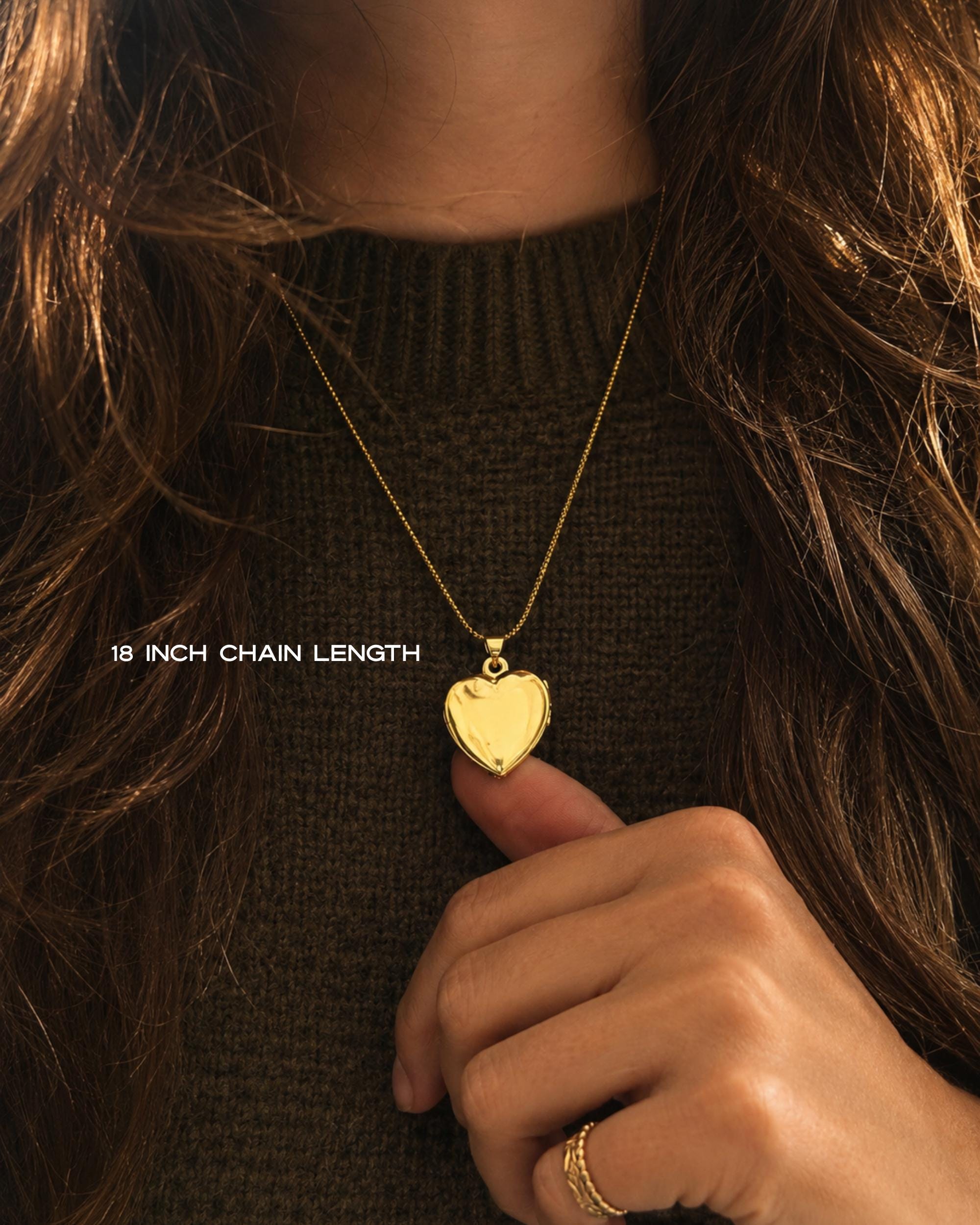 Custom Heart Locket Necklace Anniversary Gift for Girlfriend Personalized Photo Necklace Romantic Gold Jewelry