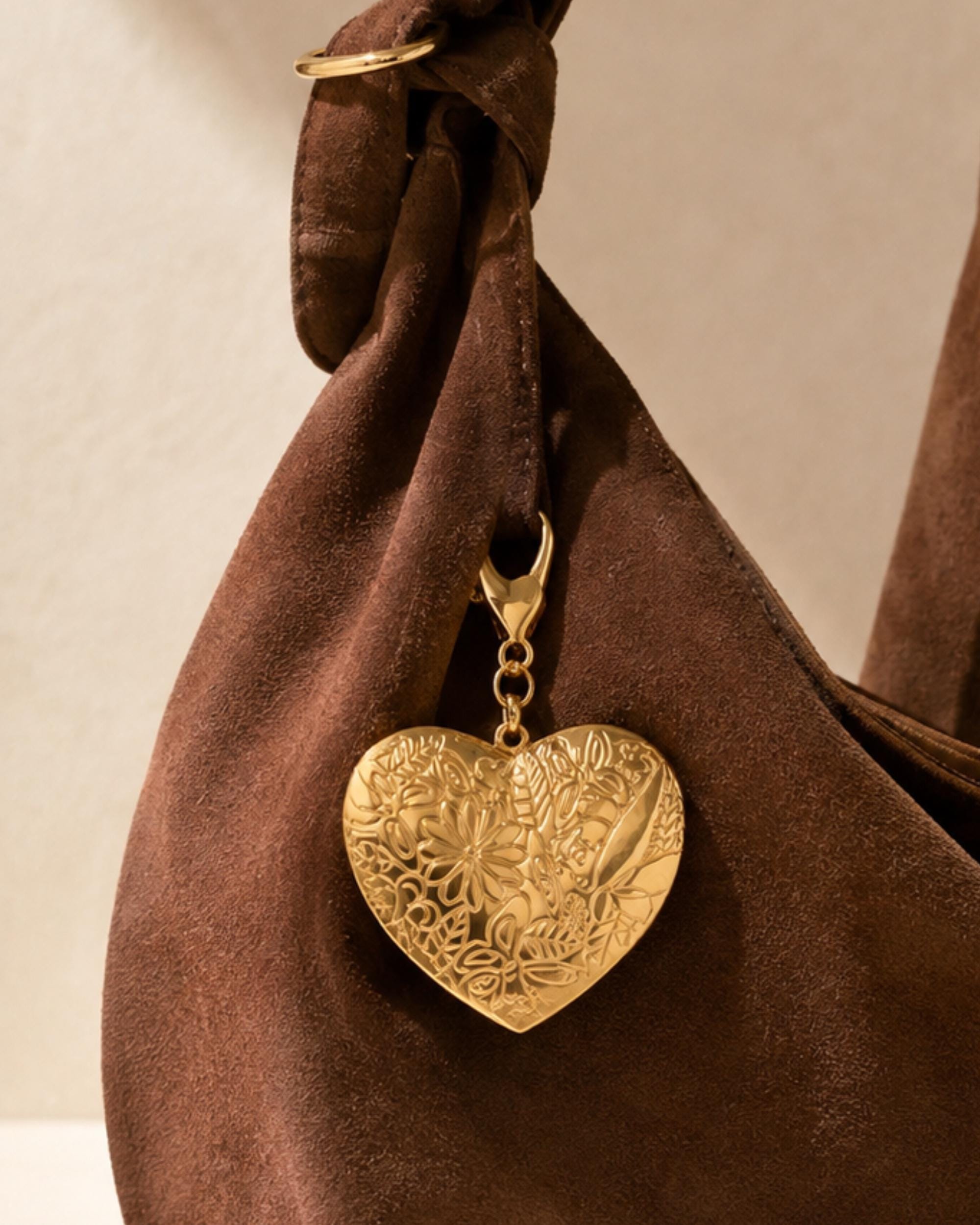 Personalized Photo Keeper Locket Heart Charm Bag Accessory Gift For Girlfriend Birthday Present Gold Floral Design Memory Holder Keepsake Jewelry Purse Pendant Zipper Pull Handbag Clip Romantic Sentimental Gift Decorative Keychain