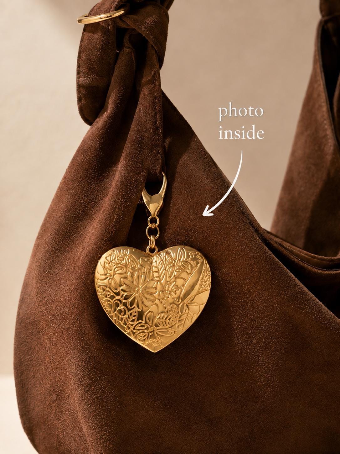 Heart Locket Charm Bag Accessory Gift Girlfriend Birthday Present Personalized Photo Keeper Jewelry Gold Floral Design Purse Pendant Zipper Pull Handbag Clip Keychain Attachment Memory Holder Keepsake Romantic Sentimental Gift Opening
