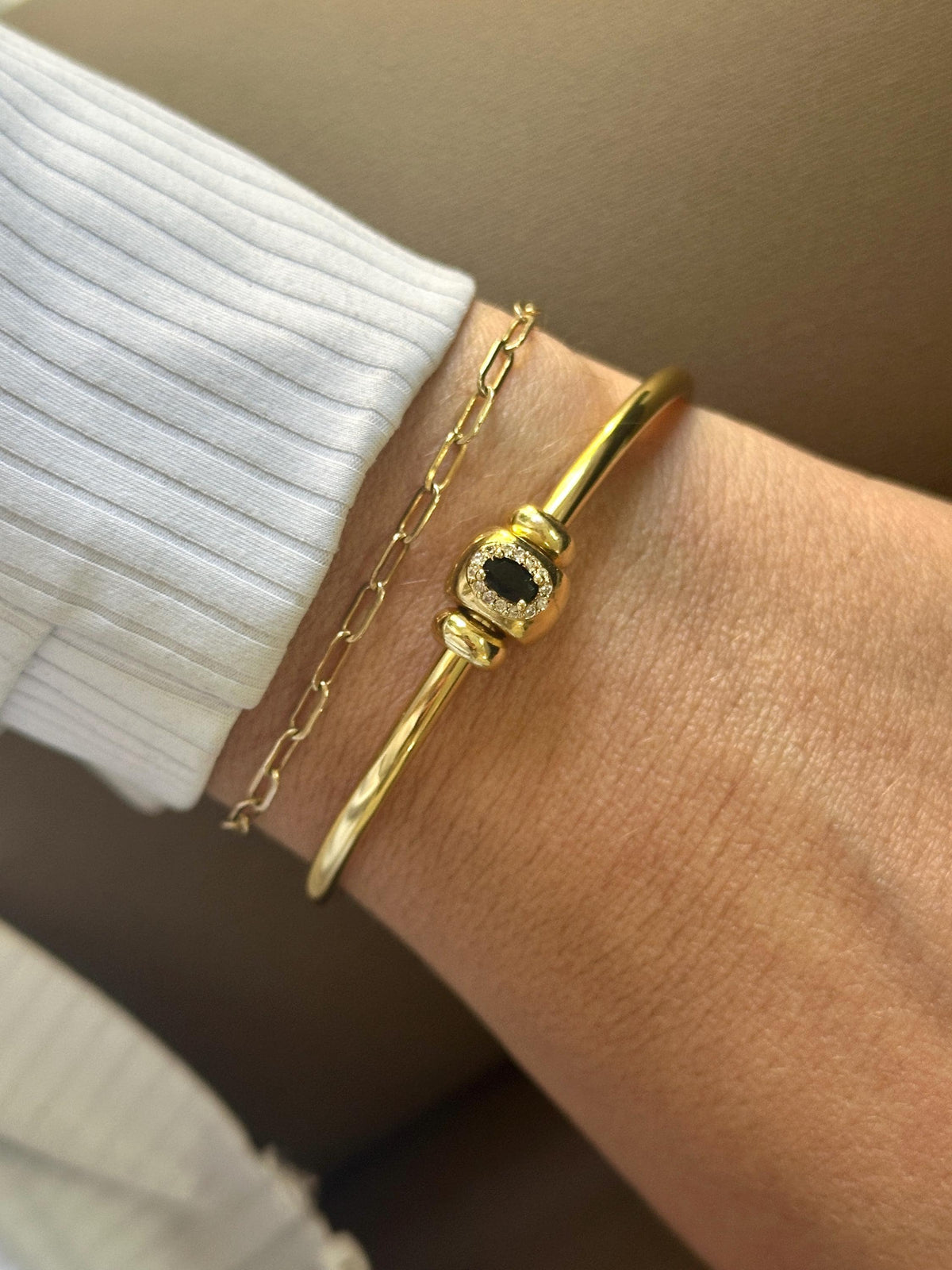 Family Birthstone Bracelet Personalized Mom Jewelry Custom Charm Bangle Gold Cuff Adjustable Slider Bead Design Minimalist Thin Band Everyday Wear Women Accessory Perfect Gift Set Sentimental Keepsake Three Birthstones Gold Plated Anti